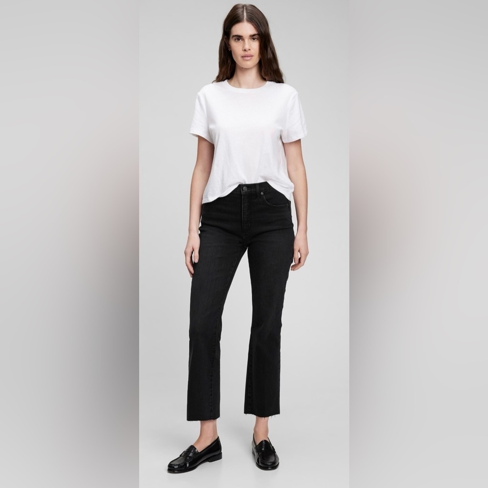 GAP Washed Black High Rise Kick Fit Jeans NEW - Picture 2 of 16